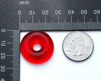 A 3 mL Peach Ring Gummy Mold by Vector Molds (Sharp Half Sheet, 149 Cavities) is shown beside a U.S. quarter and a black millimeter ruler. The mold creates red, round, flat, food-grade silicone beads with central holes.